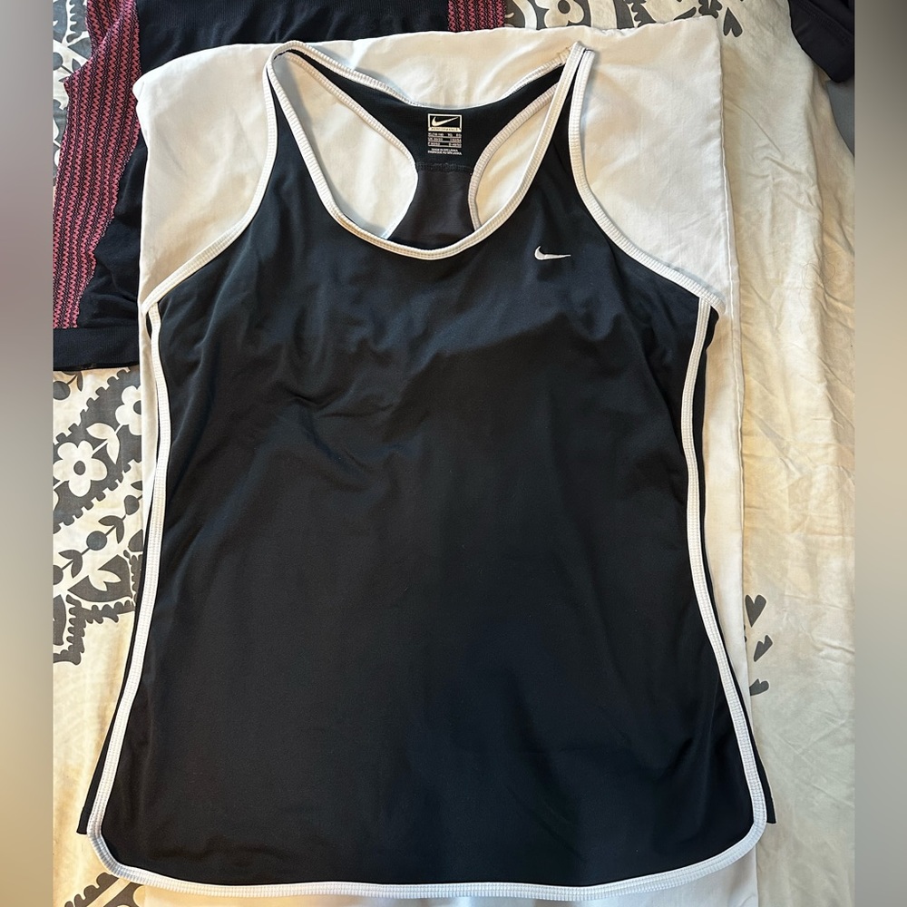Black Women's Adidas Workout Tank XL
